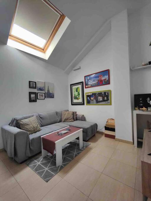 Apartamento Recien Reformado En Barajas Pueblo Madrid Buitenkant foto